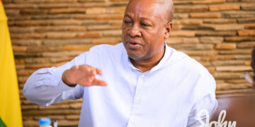 I will scrap fuel allowance, DSTV, utilities for govt officials – Mahama